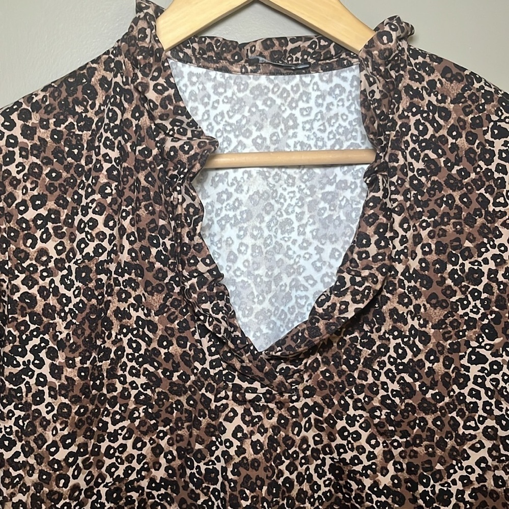 J McLaughlin Leopard Print Catalina Cloth Top Medium - Picture 3 of 7